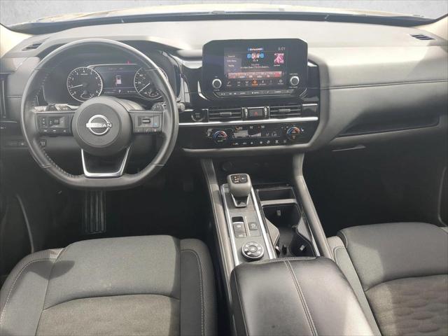 2025 Nissan Pathfinder SV 4WD