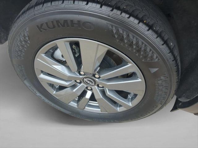 2025 Nissan Pathfinder SV 4WD