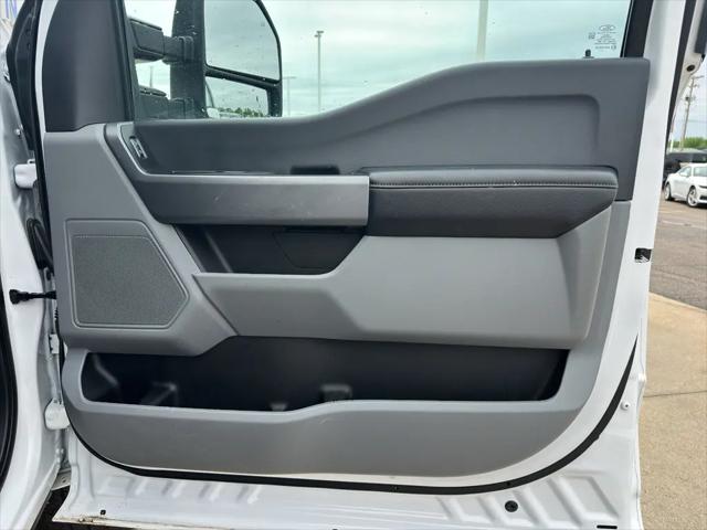 2024 Ford F-350 XLT