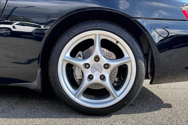 2003 Porsche 911 911 Carrera