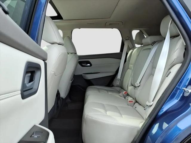 2023 Nissan Rogue SL FWD