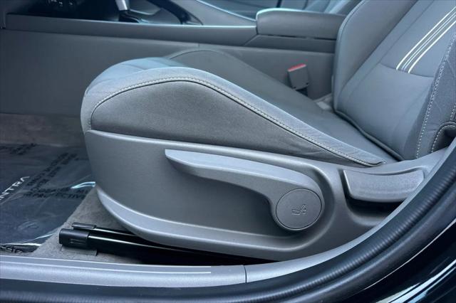 2023 Hyundai Elantra Hybrid Blue