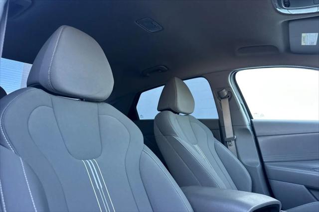 2023 Hyundai Elantra Hybrid Blue
