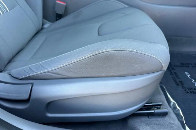 2023 Hyundai Elantra Hybrid Blue