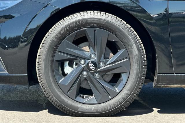 2023 Hyundai Elantra Hybrid Blue