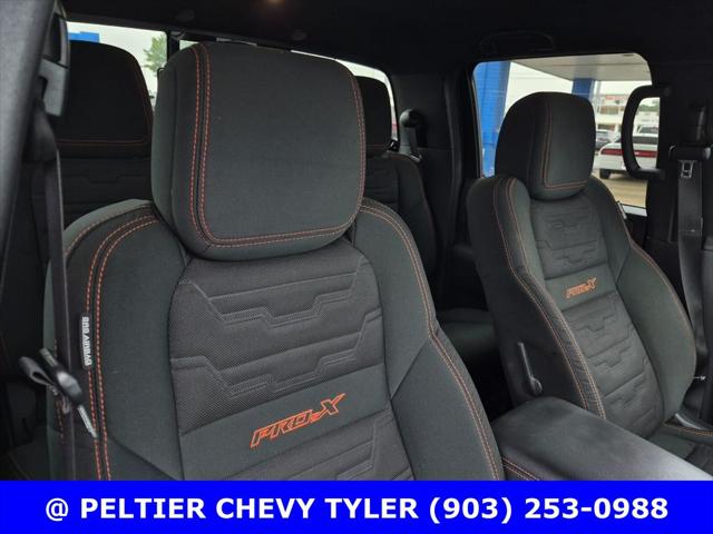 2024 Nissan Frontier Crew Cab PRO-X 4x2