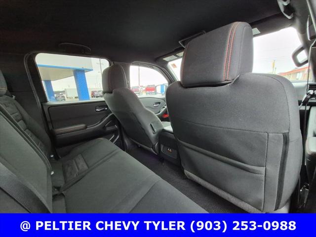2024 Nissan Frontier Crew Cab PRO-X 4x2