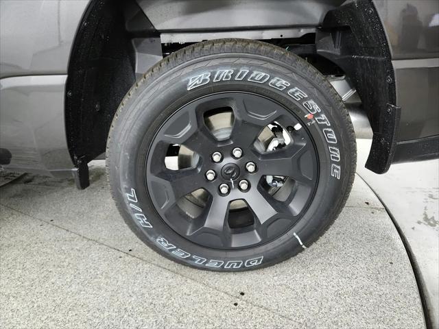 2026 Ram 1500 Express Crew Cab 4x4 57 Box