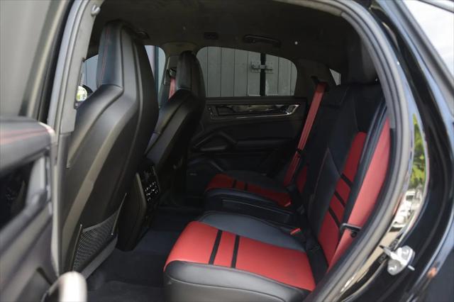2024 Porsche Cayenne Turbo GT