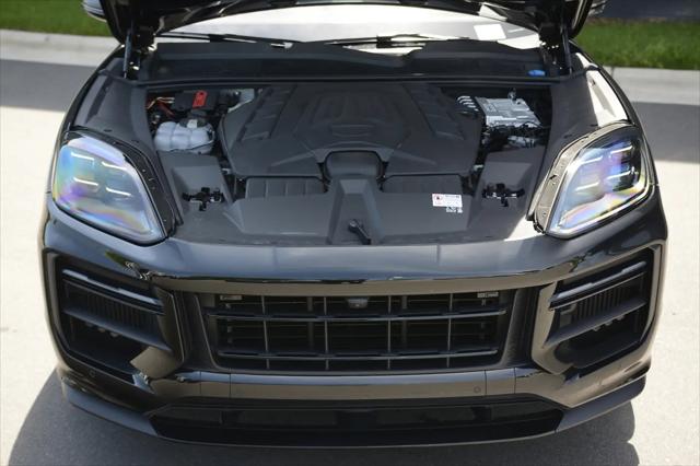 2024 Porsche Cayenne Turbo GT