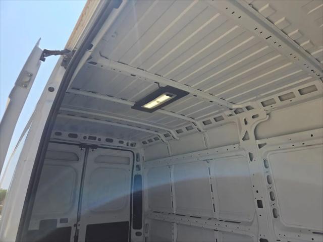 2025 Ram ProMaster 2500 Cargo Van Tradesman High Roof 159" WB w/Pass Seat