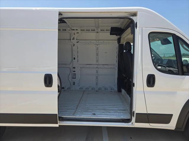 2025 Ram ProMaster 2500 Cargo Van Tradesman High Roof 159" WB w/Pass Seat