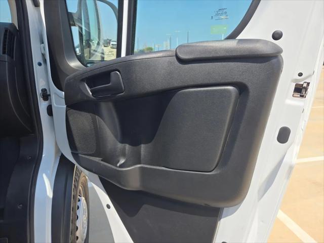 2025 Ram ProMaster 2500 Cargo Van Tradesman High Roof 159" WB w/Pass Seat