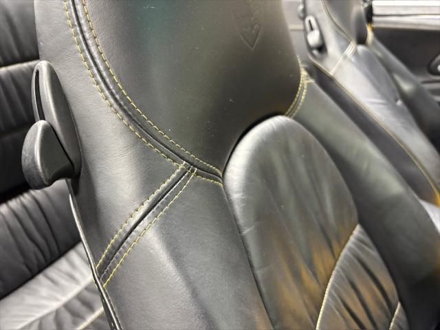 2004 Porsche 911 Carrera 4S