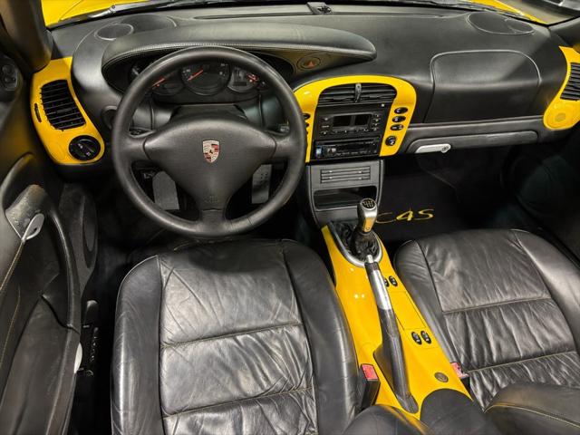 2004 Porsche 911 Carrera 4S