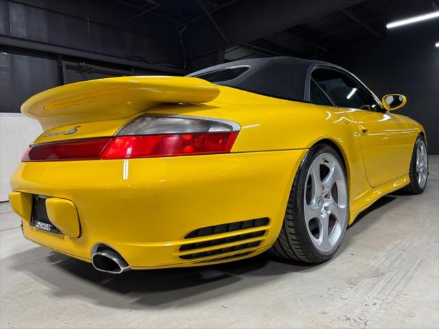 2004 Porsche 911 Carrera 4S