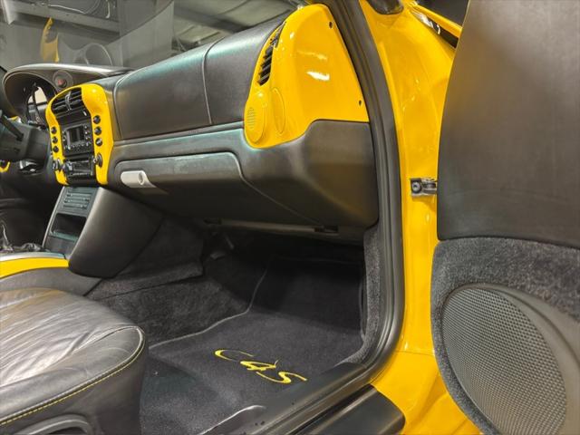 2004 Porsche 911 Carrera 4S