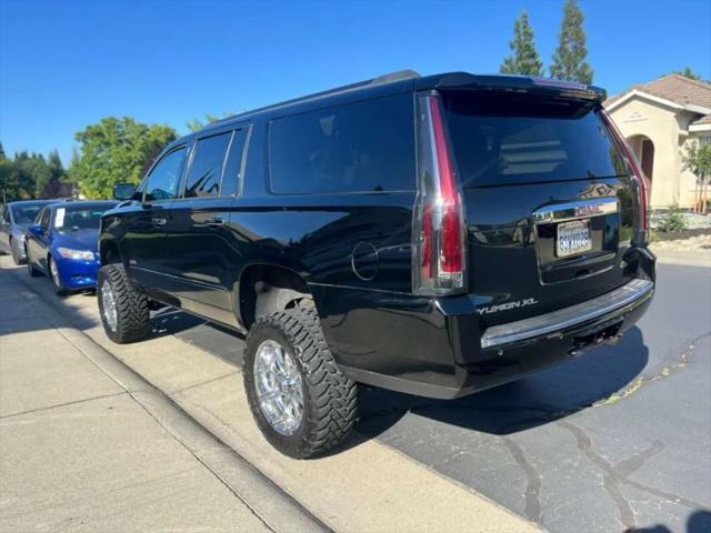 2017 GMC Yukon XL Denali