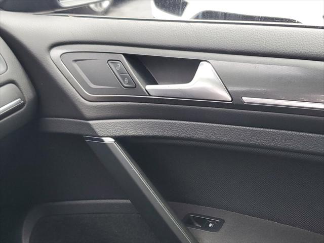 2018 Volkswagen Golf GTI 2.0T S