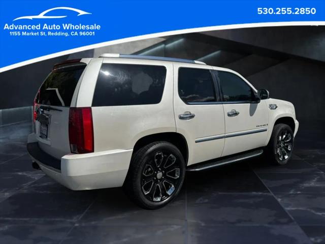 2007 Cadillac Escalade Standard