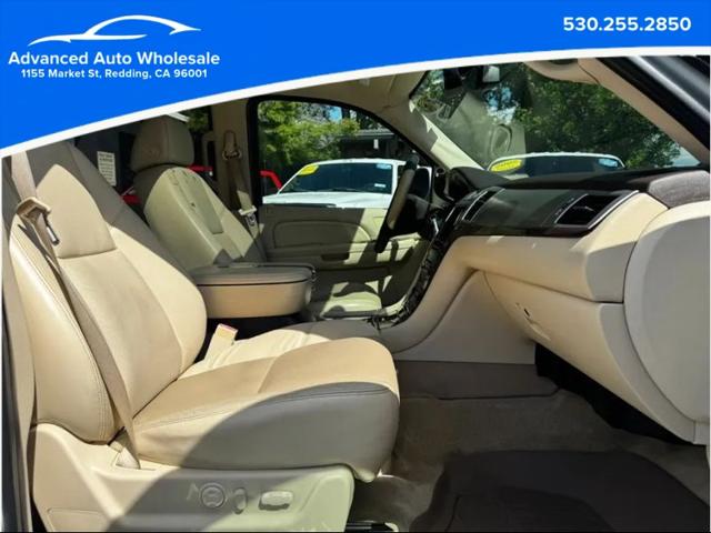 2007 Cadillac Escalade Standard