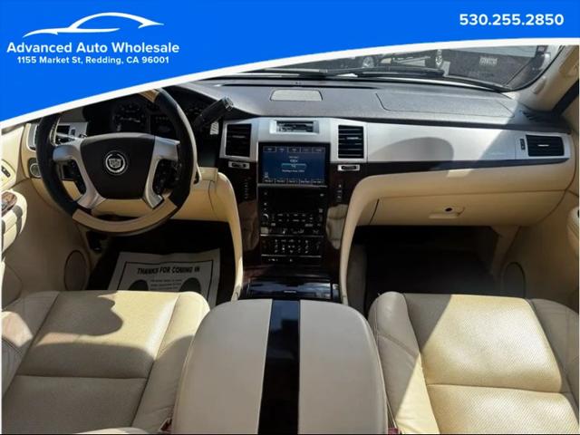 2007 Cadillac Escalade Standard