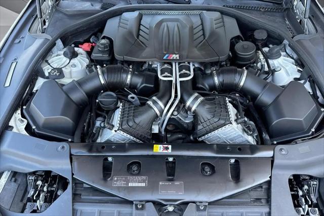 2013 BMW M6 Standard
