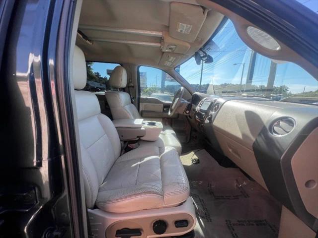 2004 Ford F-150 LARIAT