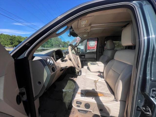 2004 Ford F-150 LARIAT