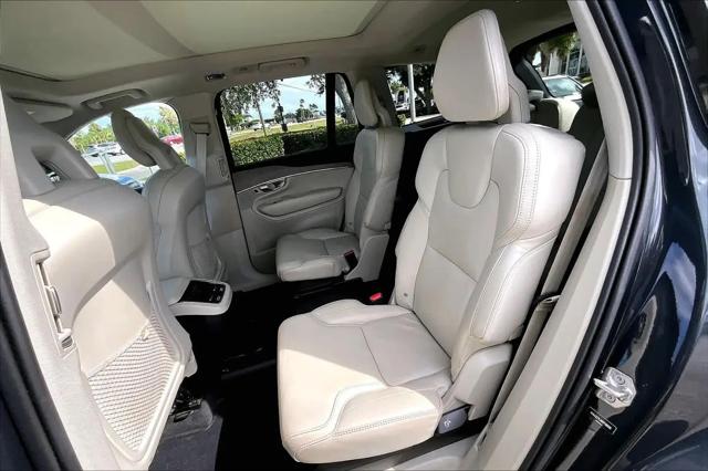 2022 Volvo XC90 T6 Inscription 6 Passenger