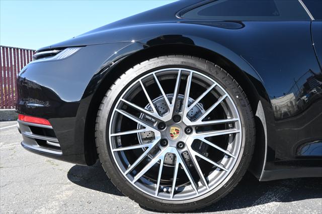 2024 Porsche 911 Carrera Coupe