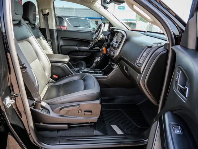 2022 GMC Canyon 4WD Crew Cab Short Box AT4 - Leather