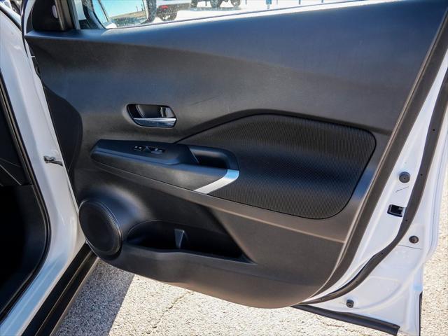 2023 Nissan Kicks SV Xtronic CVT