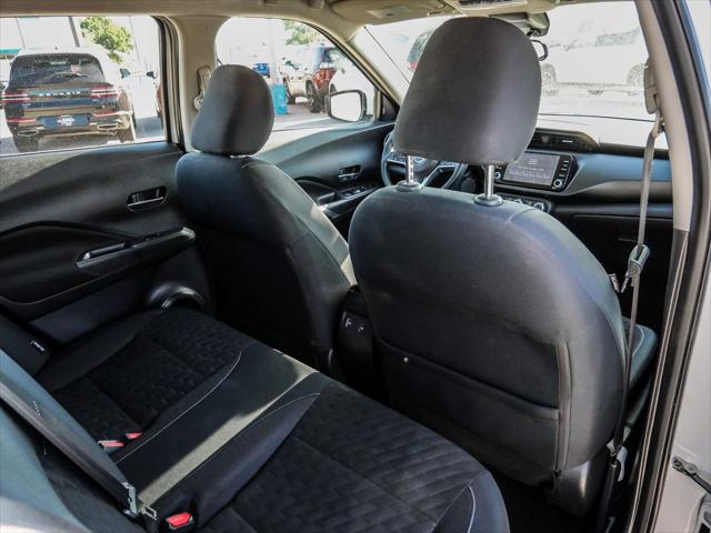 2023 Nissan Kicks SV Xtronic CVT