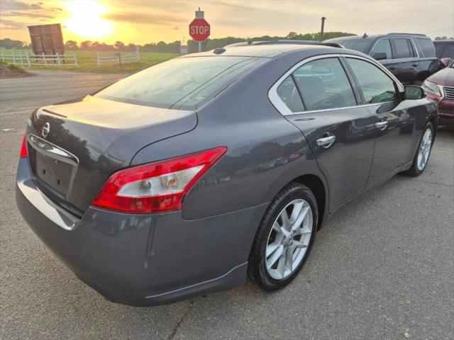 2010 Nissan Maxima 3.5 SV