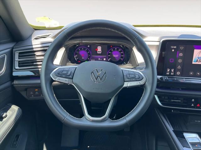 2025 Volkswagen Atlas Cross Sport 2.0T SEL