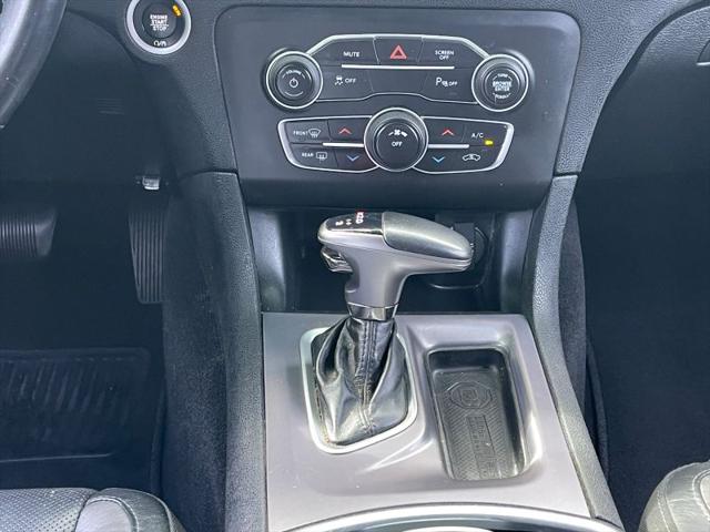 2019 Dodge Charger SXT RWD