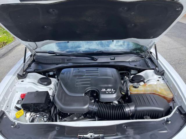 2019 Dodge Charger SXT RWD
