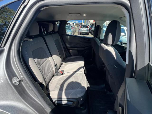 2022 Ford Escape SE Hybrid