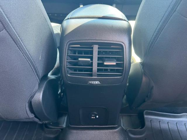 2022 Ford Escape SE Hybrid