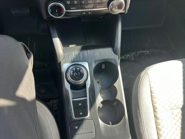 2022 Ford Escape SE Hybrid