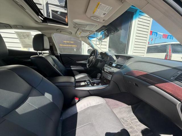 2019 INFINITI Q70 3.7X LUXE