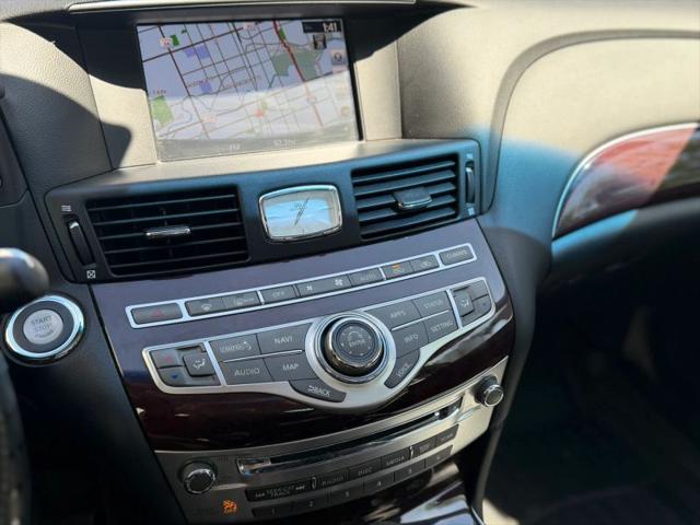 2019 INFINITI Q70 3.7X LUXE