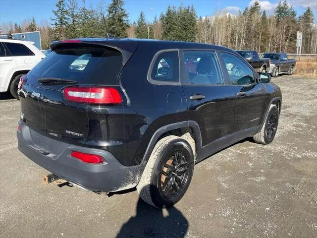 2016 Jeep Cherokee Sport