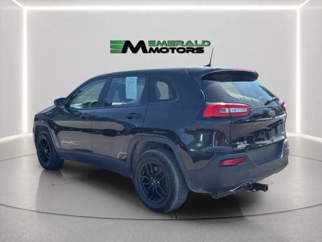 2016 Jeep Cherokee Sport