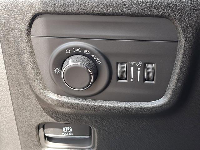 2026 Jeep Grand Cherokee Altitude 4x4