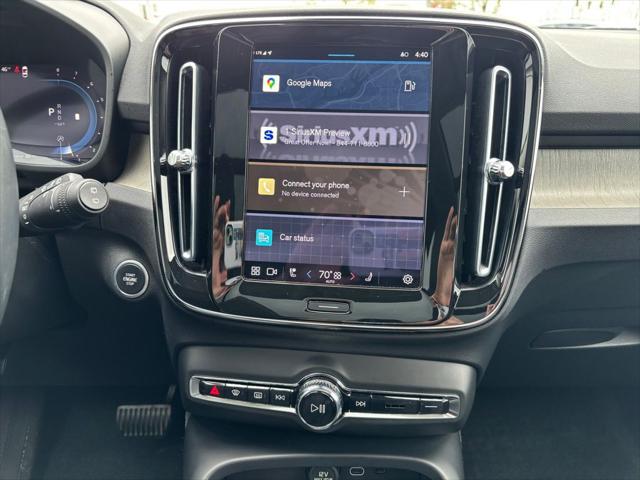 2023 Volvo XC40 B5 Plus Dark Theme