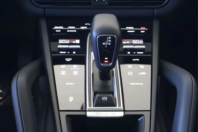2021 Porsche Cayenne Cayenne