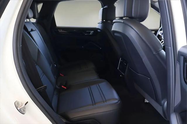 2021 Porsche Cayenne Cayenne