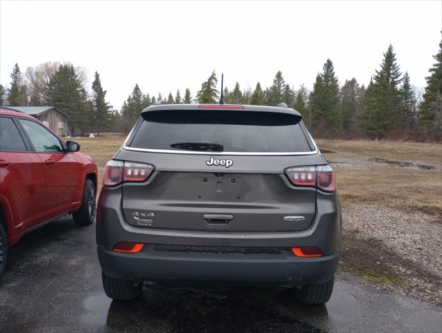 2023 Jeep Compass Latitude Lux FWD
